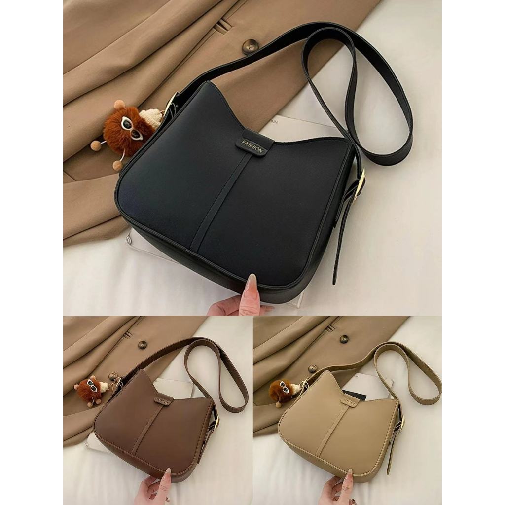 【รุ่นใหม่】กระเป๋าสะพายข้าง งานดีมาก ใส่ของได้เยอะ มีชิป สไตล์เกาหลี มีตัวห้อย ส่งที่ไทย