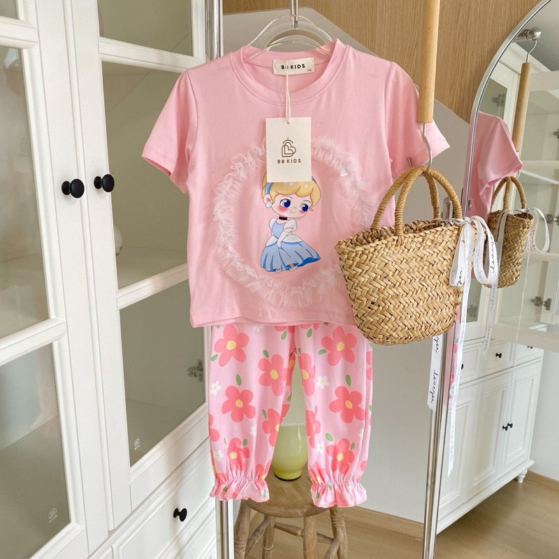 ชุดเซ็ท 2 ชิ้น ลายเจ้าหญิง + กางเกงขาจั๊มลายดอก