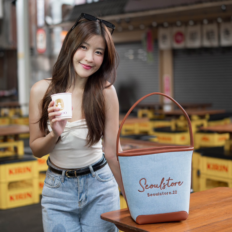 New Bucket bag(สียีนส์อ่อน)กระเป๋าปักชื่อฟรี
