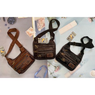 กระเป๋าสะพายข้างกล้ามใบเล็ก หนัง pu