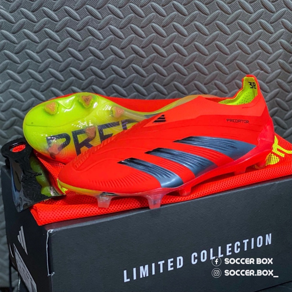 รองเท้าสตั๊ด Adidas Predator Elite FG ตัวท็อป ไร้เชือก ของเเท้ 100%