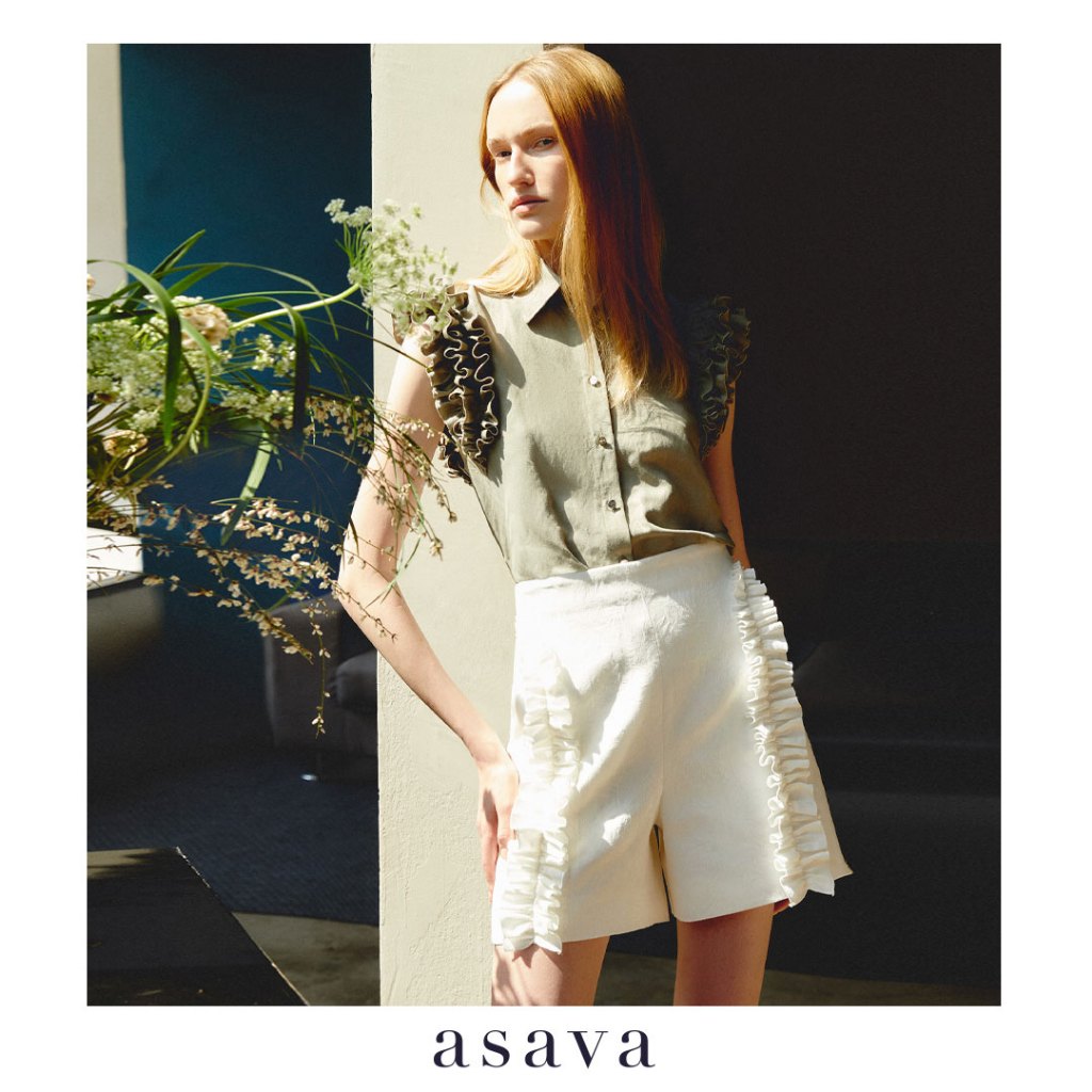 [asava ss23] Asava Signature Ruffle Shorts กางเกงผู้หญิง ขาสั้น แต่งระบายหน้า กระเป๋าข้าง