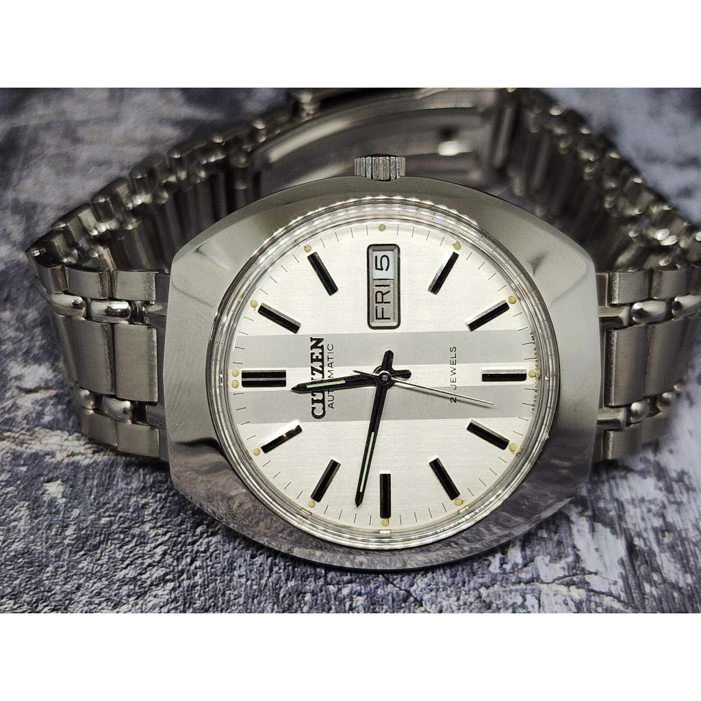 นาฬกา citizen automatic รุ่นเก่า นกอินทรีย์ สภาพสวยมาก ๆ แท้เดิมทัั้งเรือน เดินดีปกติ 71-1390
