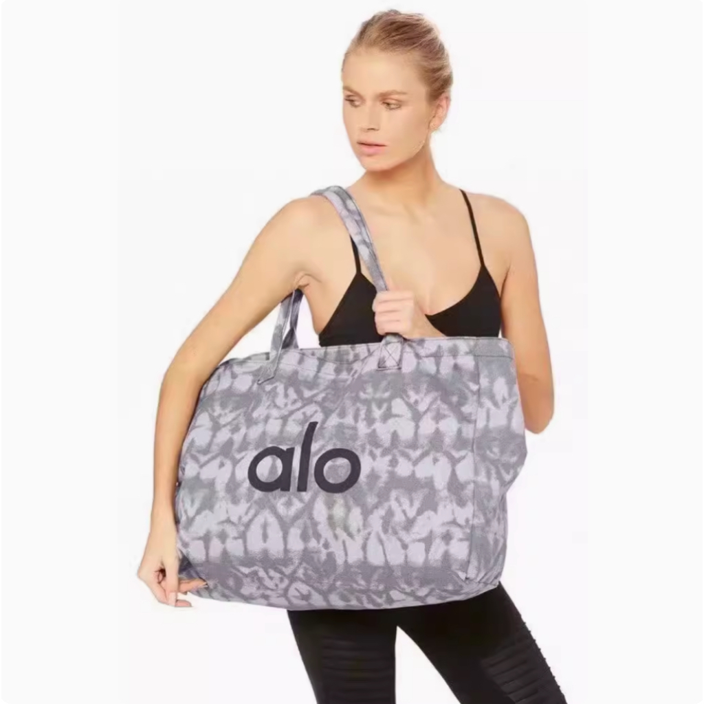 พร้อมส่ง ‼️Alo YOGA แท้ กระเป๋าโยคะ กระเป๋าสะพายไหล่ กระเป๋าผ้าใบผู้ชายและผู้หญิง ความจุขนาดใหญ่กระเป๋าช้อปปิ้ง