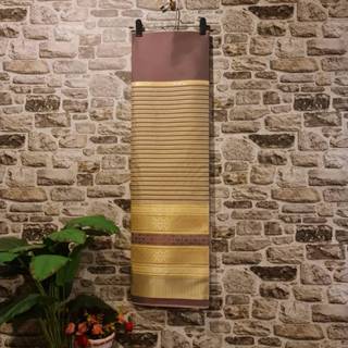 207.ผ้าไหมแกมฝ้าย ผ้าทอทั้งผืน ลายยกดอกลำพูนล้านนา สีโอวัลติ…