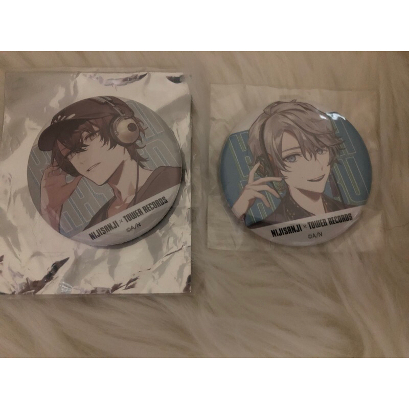 เข็มกลัด Nijisanji x Tower Records