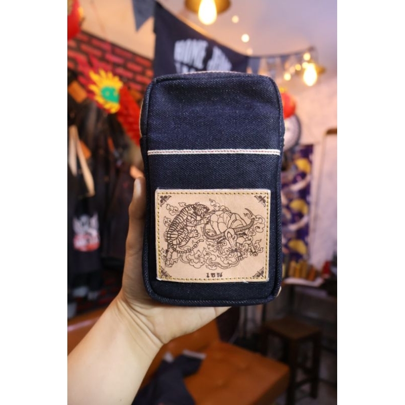 เขนเดนิม​ PHONE​ BAG 18Oz. 399.-