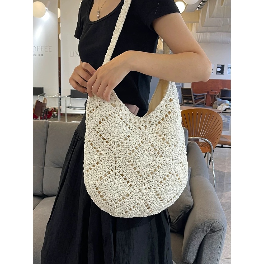 B145)กระเป๋าผ้าทอมือจากผ้าฝ้ายสไตล์เกาหลี กระเป๋าสะพาย  งานฝีมือประณีตมีซับในและตัวล็อคแม่เหล็กด้านใน