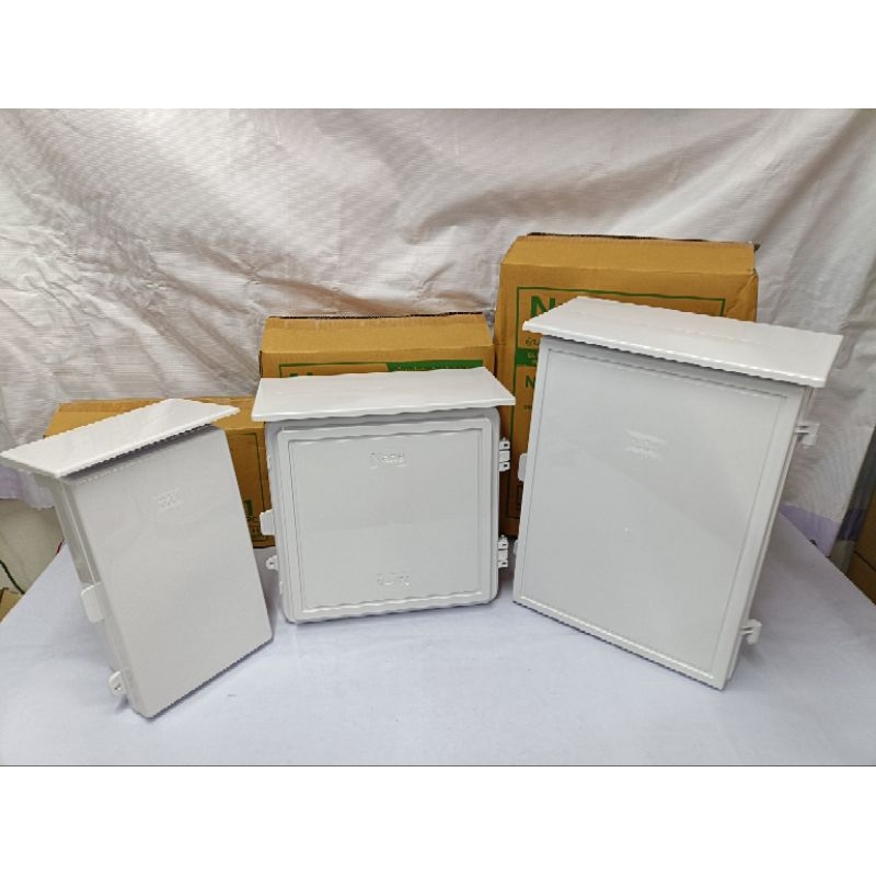 NANO Electric Product ตู้กันน้ำพลาสติกมีที่กันฝน(IP44) สีขาว มี 3 รุ่น NANO-101,NANO-102,NANO-103