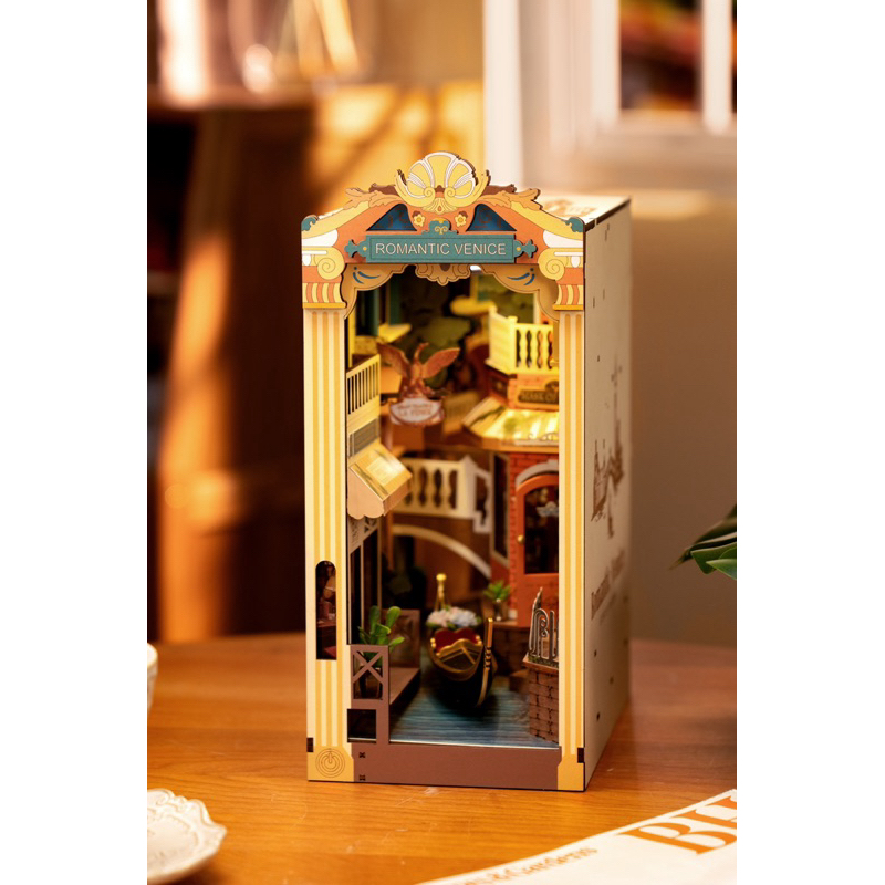 โมเดล DIY ประกอบเอง Rolife Romantic Venice DIY Book Nook Shelf Insert Kit TGB08 English version ใหม่ล่าสุด [พร้อมส่ง]