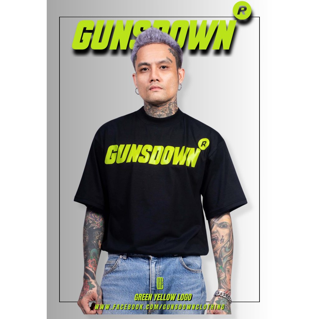 เสื้อยืดคอฟิตสีดำ GUNSDOWN® | GREEN YELLOW LOGO | Available Now.🔥
