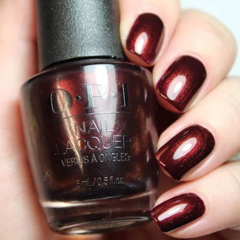 พร้อมส่ง OPI - Bring out the Big Gems  สีแดงเข้มๆอมน้ำตาล มีชิมเมอร์ประกายเล็กๆ จาก Jewel Be Bold Holiday แท้ 💯%