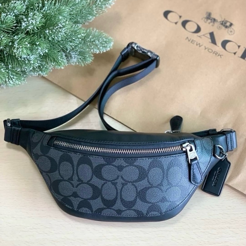 พร้อมส่งกระเป๋า COACH WARREN MINI BELT BAG IN SIGNATURE คาดอกใบเล็ก ใช้ได้ทั้งผู้ชาย ผู้หญิงค่ะ รุ่น