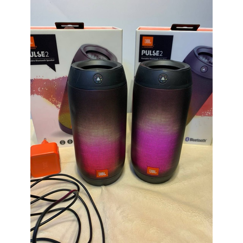 ลำโพงบลูทูธ JBL pulse 2 ขายแยก มือสอง มีสองตัว *ของแท้ มือสอง* ซื้อมาจากมั่นคง