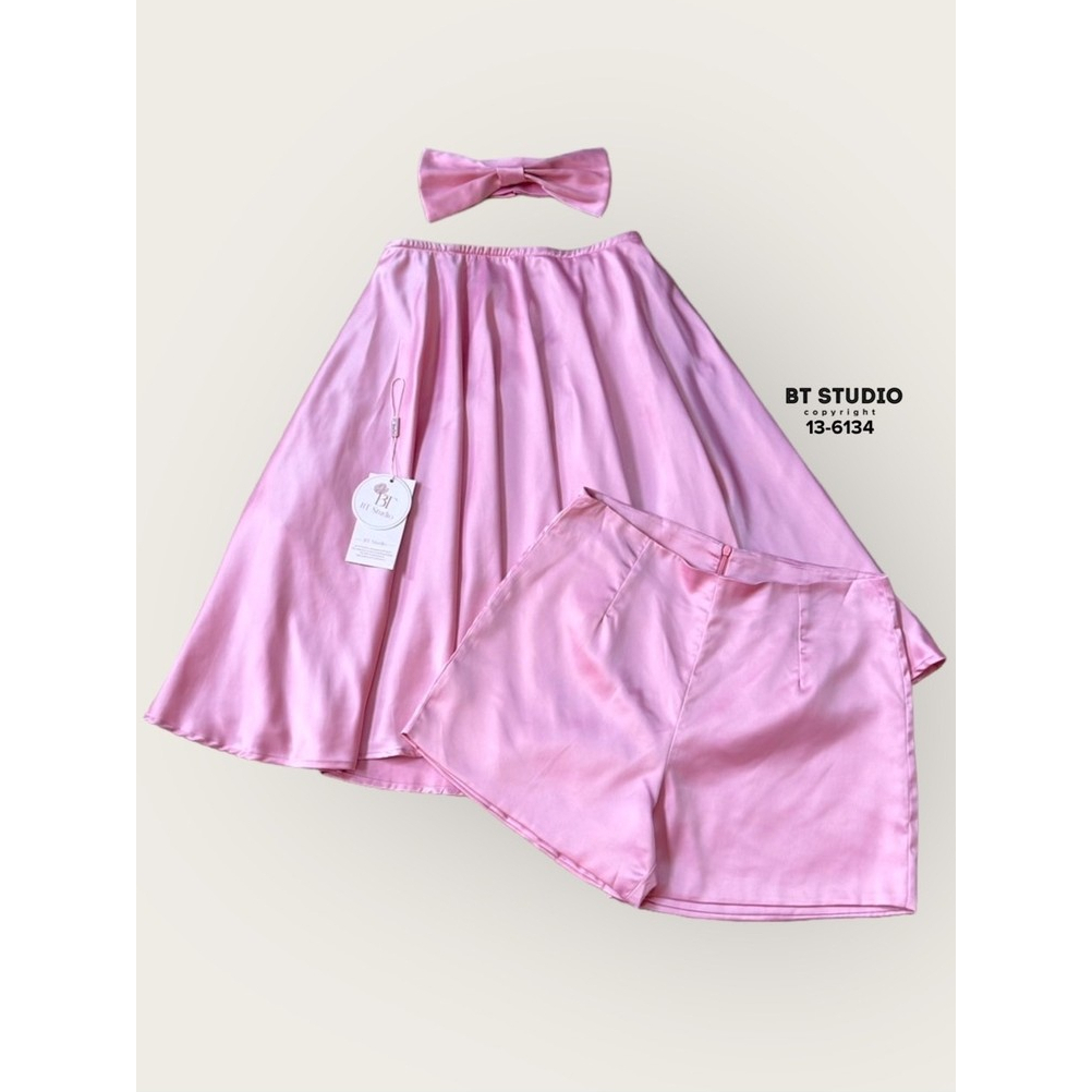 BT 13-6134 งานลดราคา เคลียร์สต็อก ราคาพิเศษ  เซท 3 ชิ้นเสื้อเกาะอกแมทซ์กับกางเกงขาสั้น