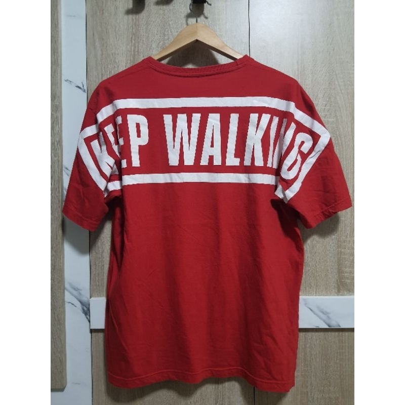 เสื้อยืด Johnnie Walker"KEEP WALKING" เสื้อยืดมือสอง เสื้อวินเทจมือสอง