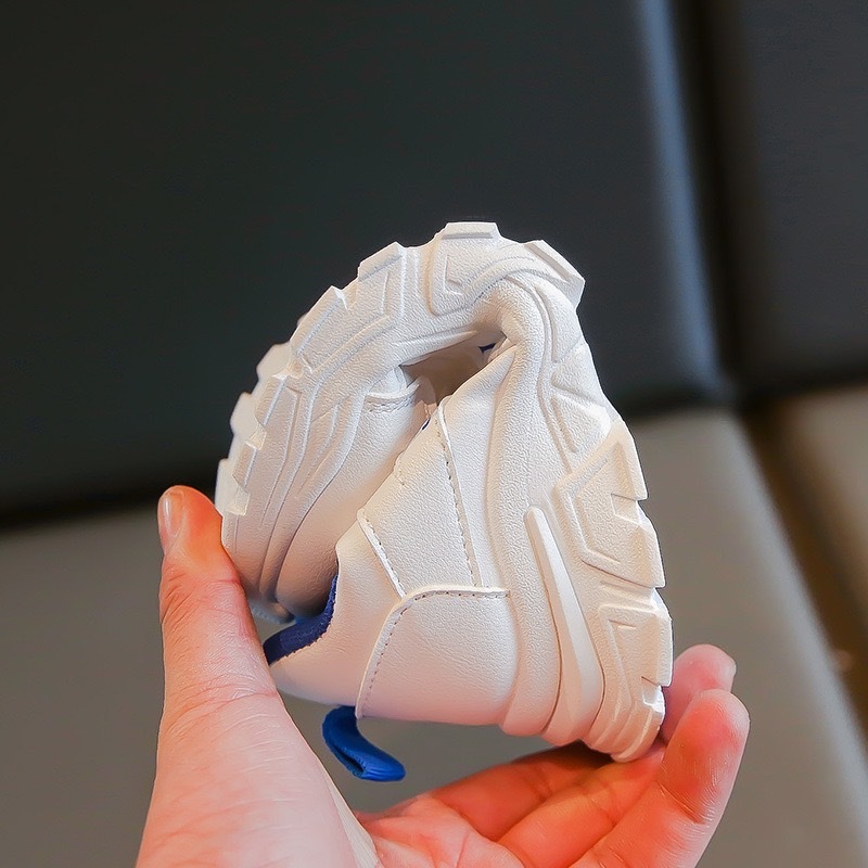 พร้อมส่งจากไทย รองเท้าผ้าใบเด็กทรงsport หนังPU ยาง สำหรับเด็กผู้ชายและเด็กผู้หญิง - รูปที่ 5