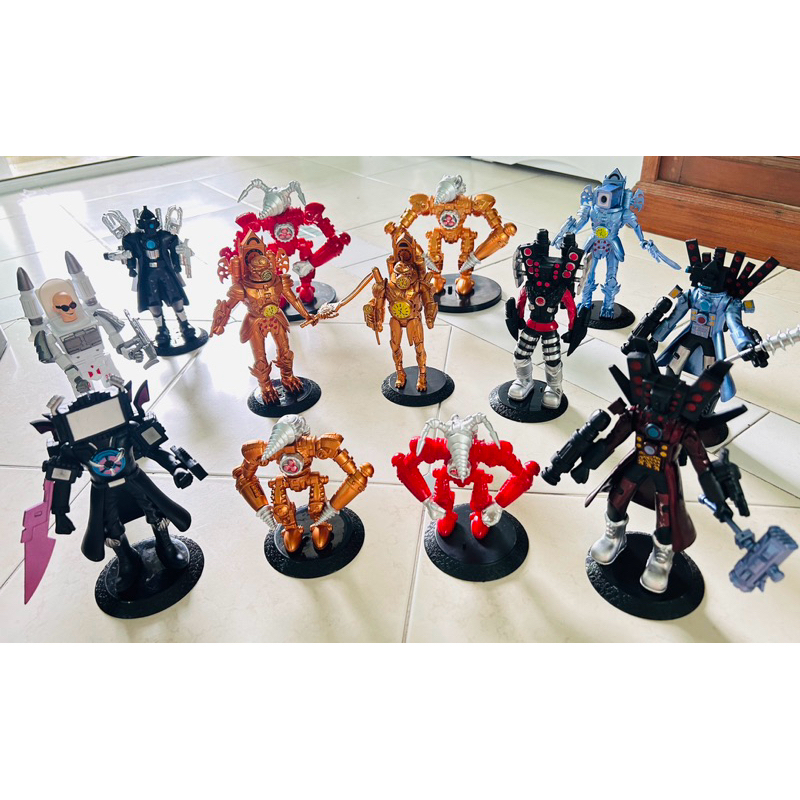 Titan Skibidi Toilet Titan Clockman ตัวใหญ่ ถอดประกอบ ขยับแขนขาได้ ขนาด 12-18 cm.