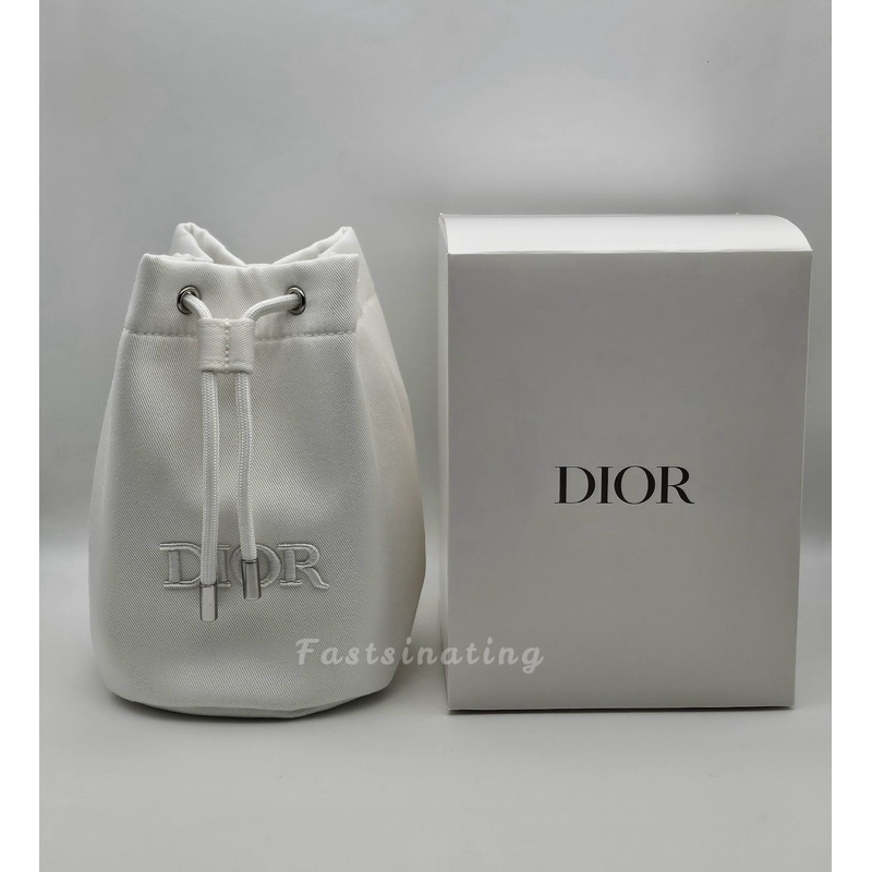 Dior Cosmetic Bag ผ้าสีขาวทรงขนมจีบ ปักอักษร Dior สีขาว ขนาด 6.5 x 5x4.5“