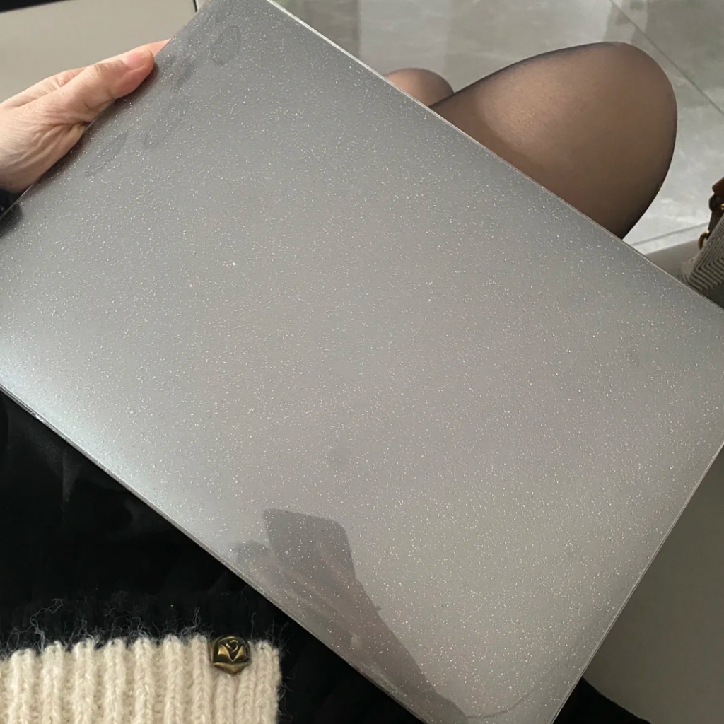 Shesell พร้อมส่ง✨เคสสำหรับแมคบุ๊ค(Glitter)Neo13 สไตล์เรียบง่ายไม่มีสี Case for Macbook A2681 Air13 รุ่นใหม่ล่าส