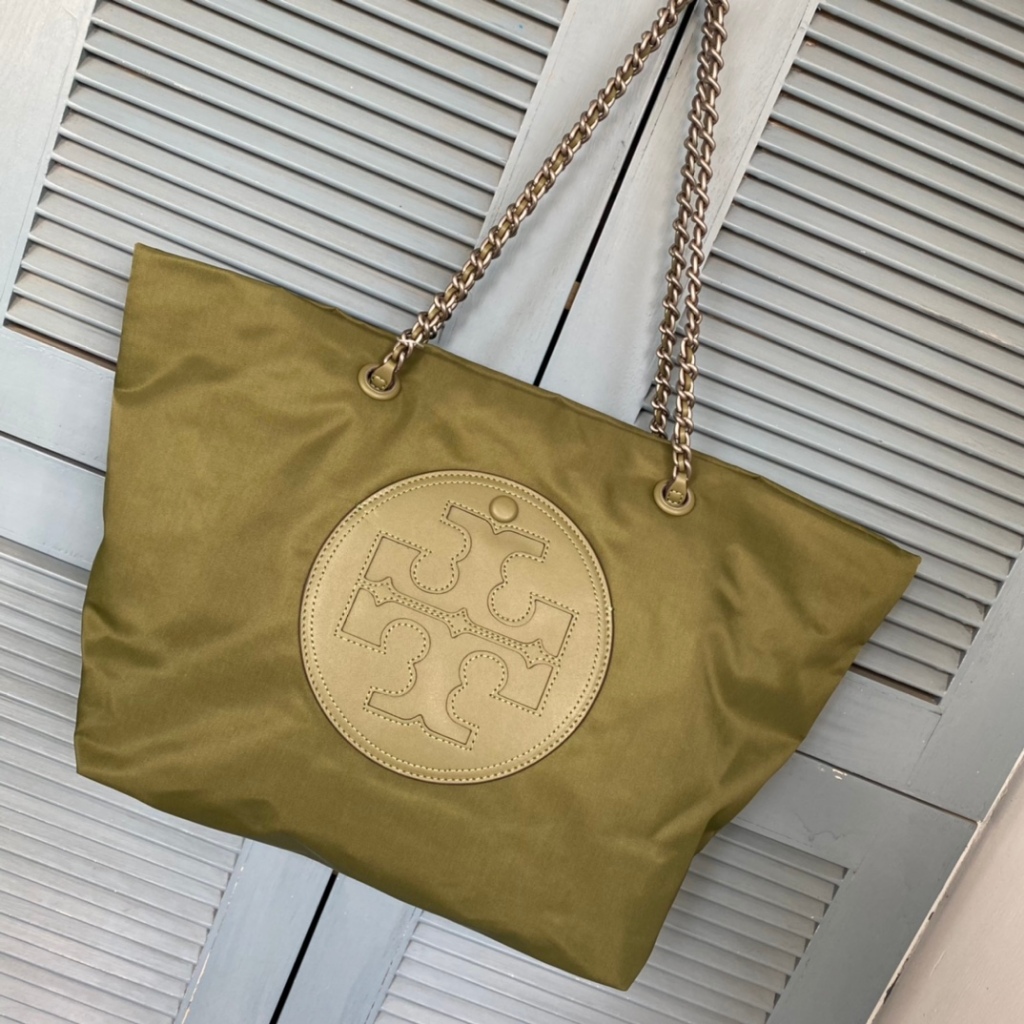 TORY BURCH T Monogram Recycled Nylon Tote Bag กระเป๋าช้อปปิ้ง Tote Bag