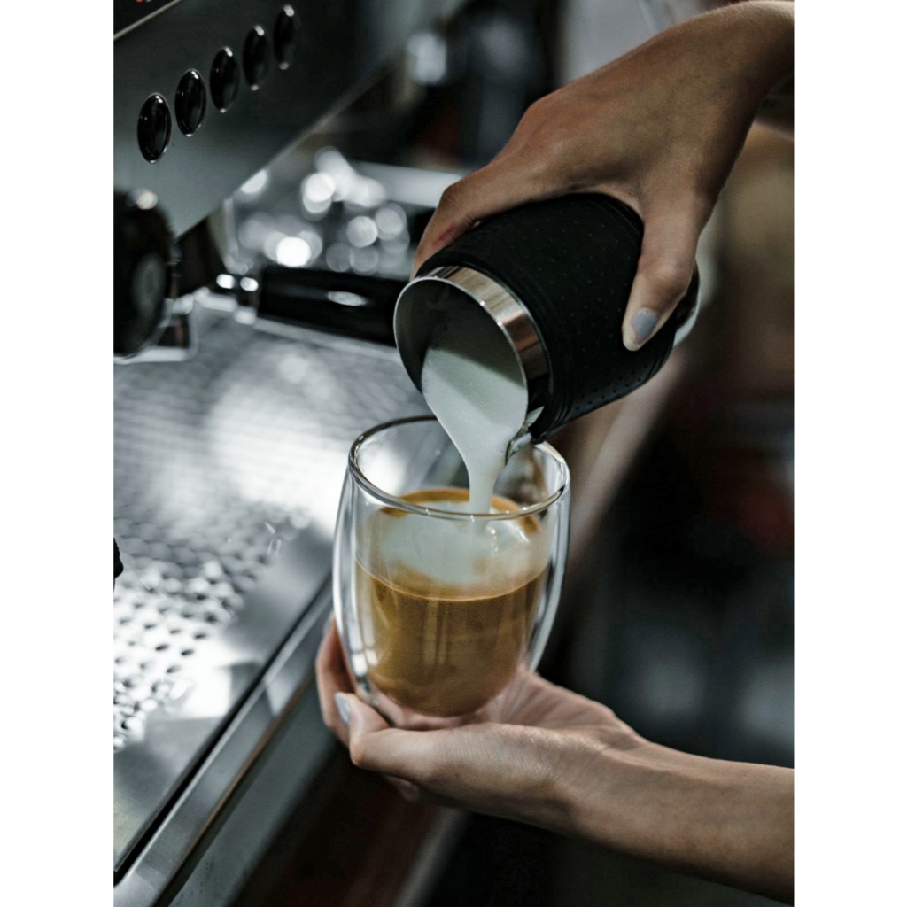 แก้วสองชั้น ชุด 6 ใบ พร้อมส่ง น้ำหนักเบา จับไม่ร้อนมือ แก้วทรง bodum