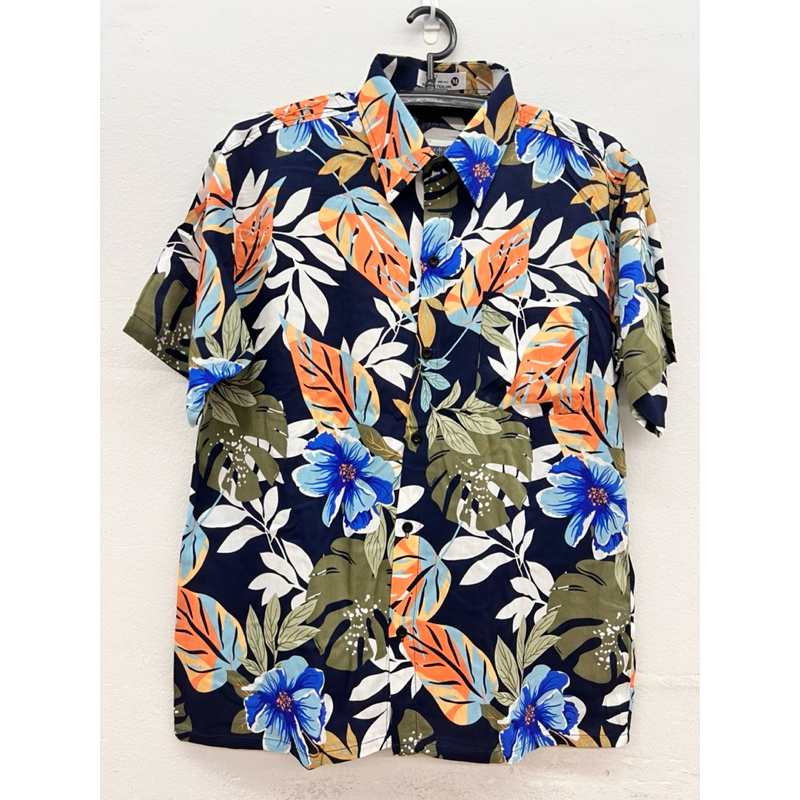 (พร้อมส่ง)🔸เสื้อเชิ๊ตคอปกผ้าสปัน(ลายดอกไม้สีสด)ใส่ใด้ทั้งชาย🧍🏽และหญิง💃