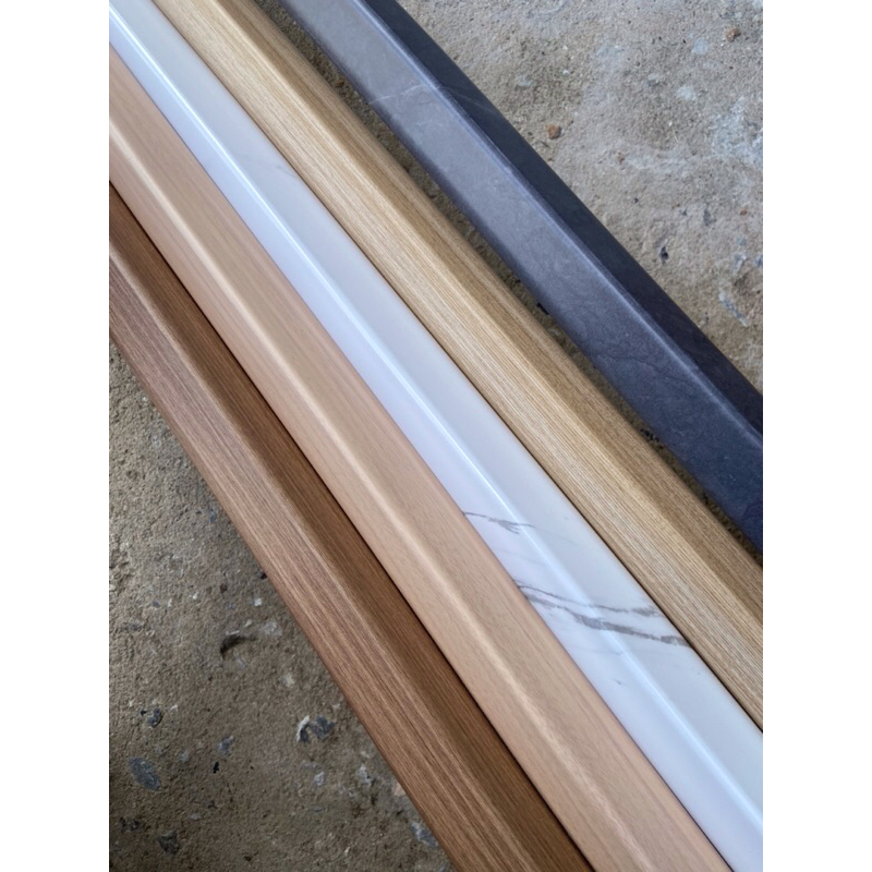ฉากจบไม้ระแนงwpc / ไม่ปิดขอบ เก็บขอบให้มีความสวยงาม เรียบร้อย