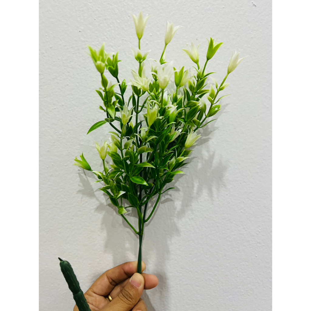 ดอกแซม  พุ่มสวยๆๆ ดอกเยอะ 45ดอก ดอกแซม ตกแต่ง ช่อหญ้าแซมยิปโซ หญ้าแซมยิปโซ พิกุล หญ้าตกแต่ง เดซี่ ใช้จัดดอกไม้ ตั้งโชว์ - รูปที่ 6