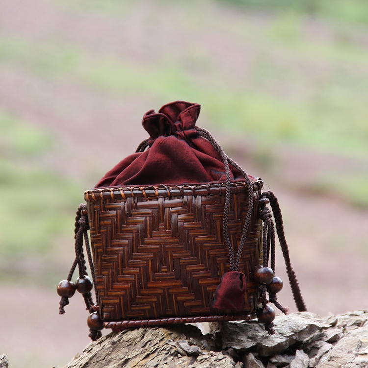 กระเป๋าสานไม้ไผ่สไตล์ญี่ปุ่น Bamboo bagกระเป๋าถือ กระเป๋าสาน กระเช้าสาน พร้อมสายสะพายข้างฝีมือประณีต