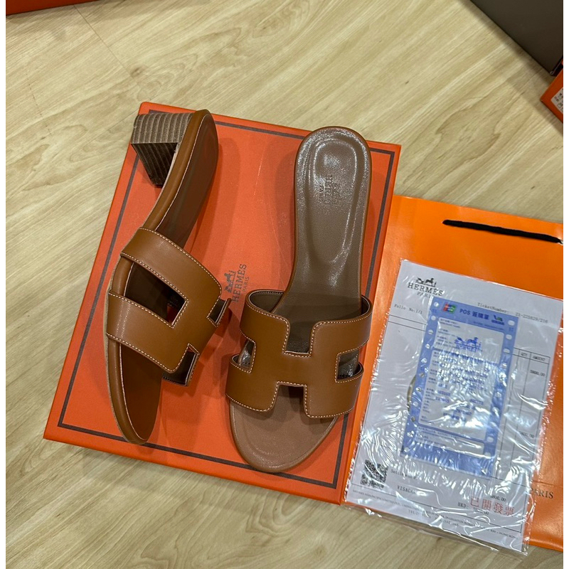 รองเท้าแตะ H.er m*s แบบสวม มีส้น งานHi end 1:1 (size36-41) แถมกล่อง ถุงกระดาษ สินค้าถ่ายจากงานจริง