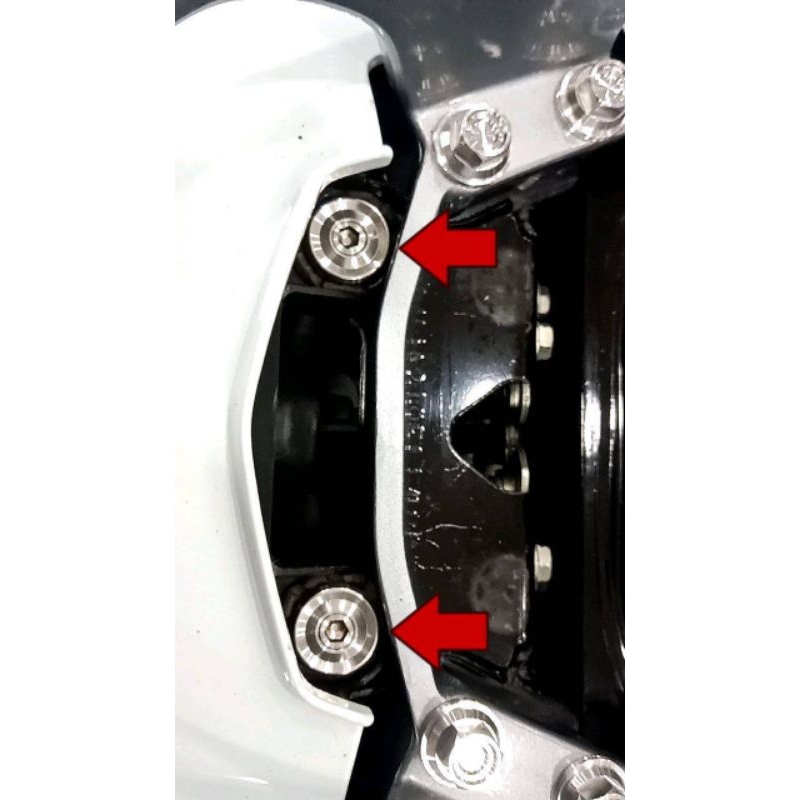 บูทยึดไฟท้ายด้านในชุดสีรุ่น W125iวาฬ/Led22 w110i (ชุดได้2ตัว)