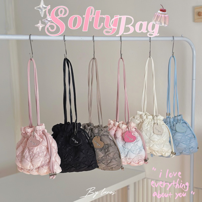 กระเป๋ารุ่น softy ทรงเกี๊ยวน่ารัก ทรงขนมจีบ นุ่มนิ่ม สายปรับได้ 2 แบบ