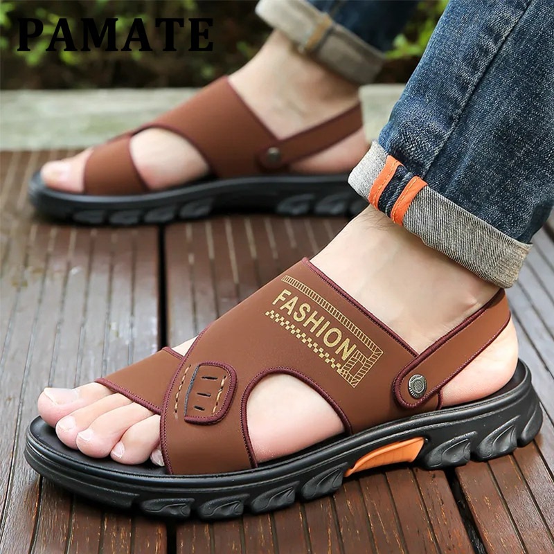 รองเท้าแตะรุ่นใหม่สำหรับผู้ชาย ใส่ออกนอกบ้าน พื้นหนา ทนทาน ทันสมัย กันลื่น กันน้ำ