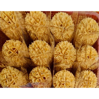 ขนมดอกจอก 1ถุง4ชิ้น  กรอบอร่อย ไม่อบน้ำมัน ขนมแตกง่ายคนขายพย…