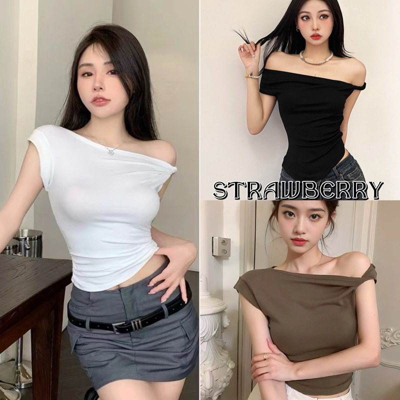 STR.พร้อมส่ง เสื้อครอป เสื้อรัดรูปเซ็กซี่ผู้หญิง ผ้ายืดแขนสั้น ปาดไหล่ข้างเดียว สไตล์เวียดนาม ดีไซน์เก๋ไก้ กำลังฮิต