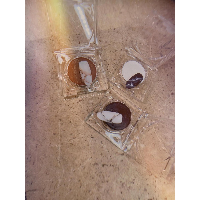 สีนํ้าอัดแข็งสีขาว ทำลายหินอ่อน(พร้อมส่ง) คุณภาพอย่างดีคะ ใช้งานได้จริง มี3สีค่ะ