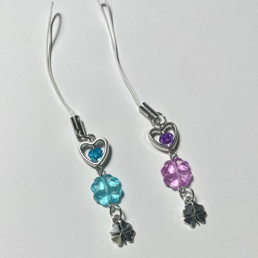 Clover keychain (พวงกุญแจลูกปัด) ♡₊⁺🍀💜🩵