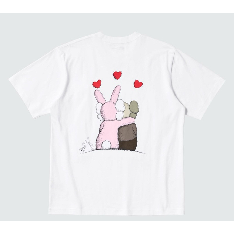 (พร้อมส่ง) เสื้อยืด Uniqlo x KAWS คอลล่าสุด ของแท้ออกช็อป - รูปที่ 2