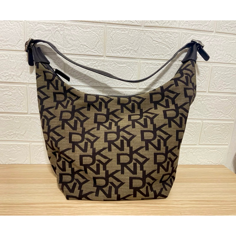 กระเป๋า DKNY  ของแท้