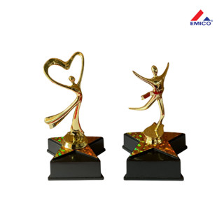 ถ้วยรางวัลฐานรูปดาว บริการทำป้ายและโบว์ฟรี พร้อมส่ง