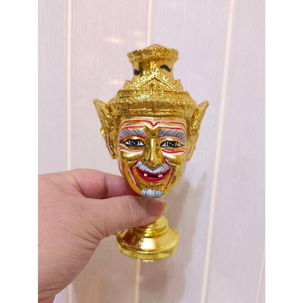 เศียรครู พ่อแก่ ฤาษี นารอท กว้าง 4 นิ้ว สูงรวมฐาน 7 นิ้ว เนื้อเรซิ่น ปิดทองเค พร้อมฐานทอง หัวโขน เศียรเทพ ของที่ระลึก