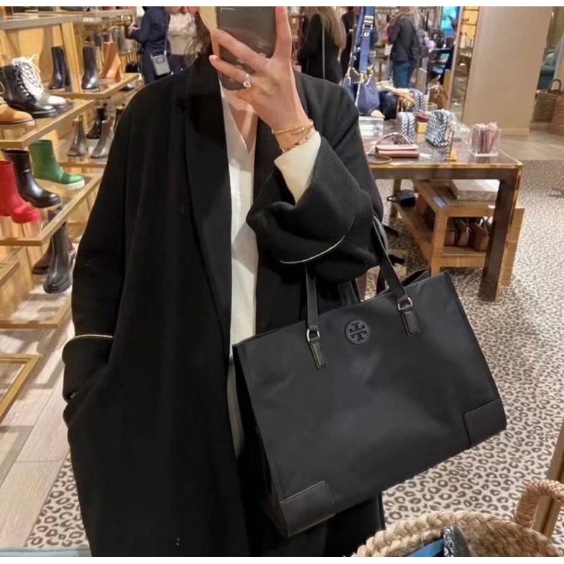 กระเป๋าสะพาย Tory Burch Ella Nylon Tote