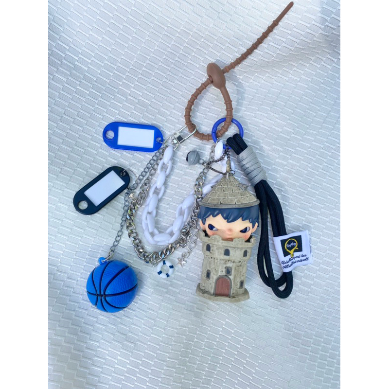 พวงกุญแจ Popmart Hirono V6