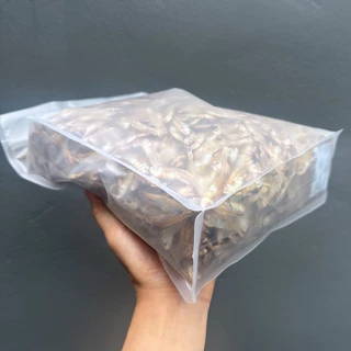 ปลาอบแห้ง 1kg. อาหารเต่าน้ำ ขนมสุนัข ขนมแมว เพิ่มแคลเซียม เต่าญี่ปุ่น หนูแฮมเตอร์ ขนาดประมาณ ประมาณ 5ซม