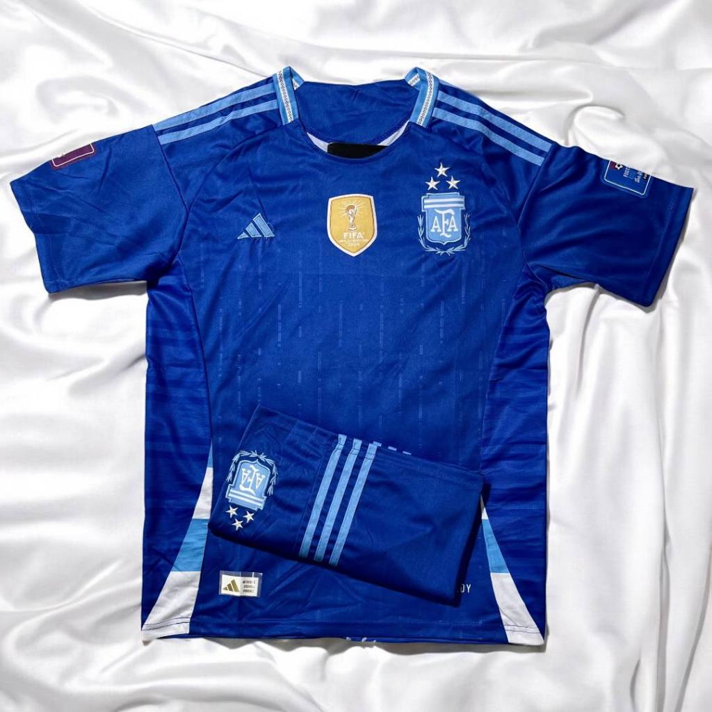 เสื้อฟุตบอล ทีม ชาติอาเจนตินา เสื้อพร้อมกางเกงชุดกีฬาใหม่ล่าสุด 2024 กับ 2025 เนื้อผ้าดีใส่สบาย