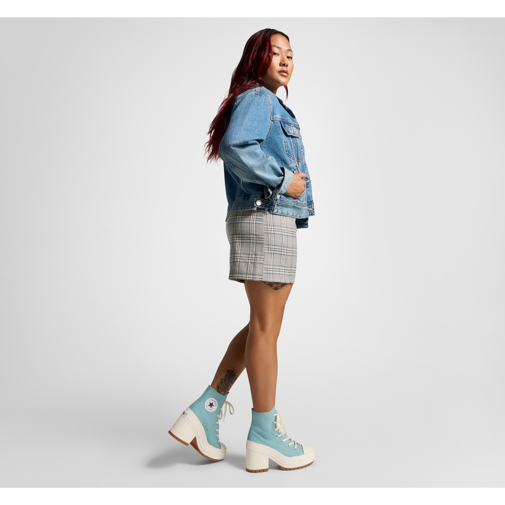 CONVERSE รองเท้าผ้าใบ รุ่น CHUCK 70 DE LUXE HEEL SEASONAL COLOR HI BLUE ผู้หญิง A08279CF_F4BLXX