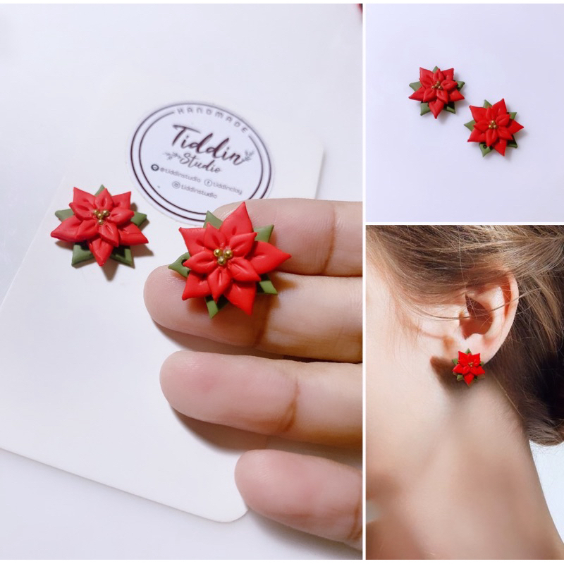 ต่างหู พอยน์เซตเทีย Poinsettia Size 2 Cm. น้ำหนักเบา โดนน้ำได้ สำหรับคนแพ้ง่ายใส่ได้