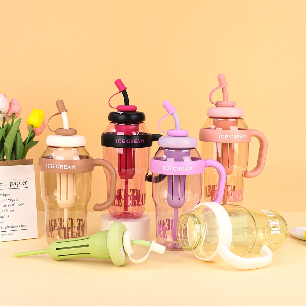 ขวดน้ำ กระบอกใส่ชา กระบอกน้ำ 1300 มล. แก้ว Ice-cream สีสันสดใส ขวดใส่ชา แถมหลอดพร้อมที่กรอง มีที่ปิดจุก