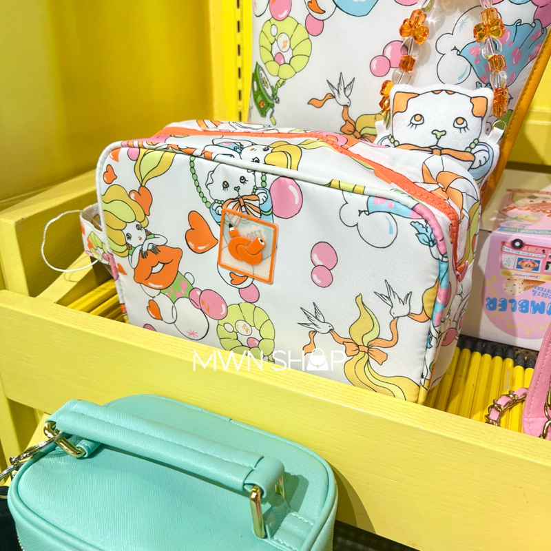 Kloset มีโค้ดลด30% เครื่องสำอางค์มีหู ใบใหญ่ จุของ ของแท้จากชอป